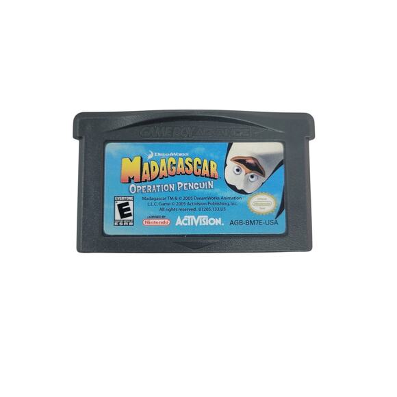 Madagascar Operation Penguin (Game Boy Advance GBA) Original Game - Picture 1 of 3